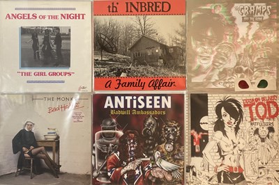 Lot 217 - PUNK/GARAGE/HARDCORE/NEW WAVE & COOL POP - LP/12" COLLECTION