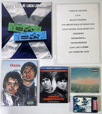 Lot 343 - OASIS - CONCERT SETLIST AND SIGNED MEMORABILIA.