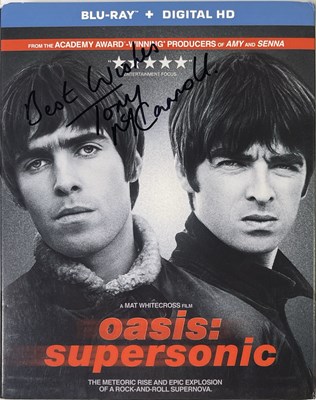 Lot 343 - OASIS - CONCERT SETLIST AND SIGNED MEMORABILIA.