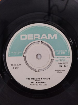 Lot 70 - THE HONEYBUS - DELIGHTED TO SEE YOU 7" DEMO (UK PSYCH - DERAM - DM 131)