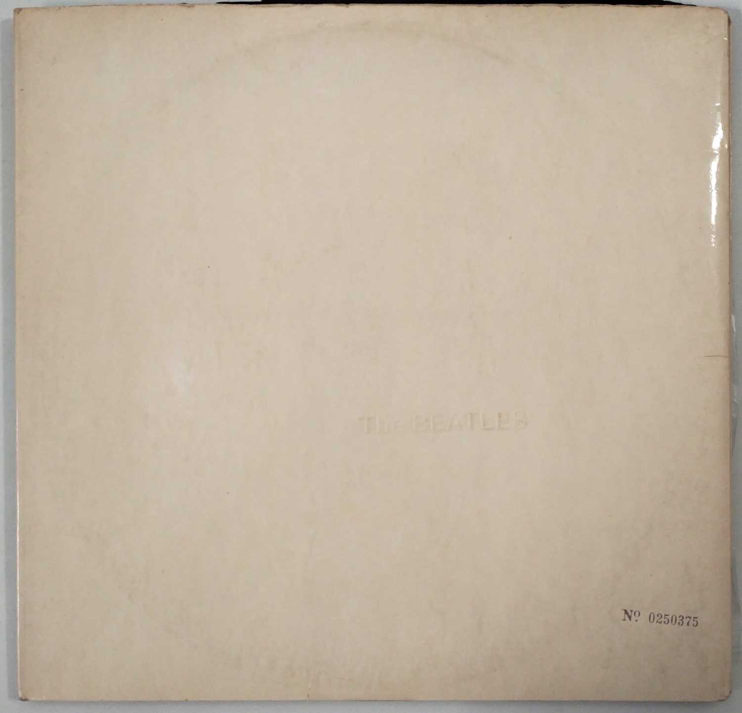 Lot 55 - THE BEATLES - WHITE ALBUM LP (ORIGINAL UK STEREO 'RACOON' MISPRINT - PCS 7067/8)