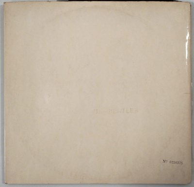 Lot 55 - THE BEATLES - WHITE ALBUM LP (ORIGINAL UK STEREO 'RACOON' MISPRINT - PCS 7067/8)