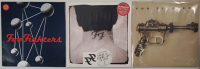 Lot 152 - THE FOO FIGHTERS - LP PACK