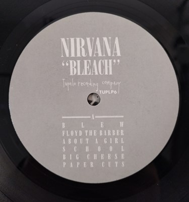 Lot 160 - NIRVANA - BLEACH LP PACK (UK VARIANT PRESSINGS)