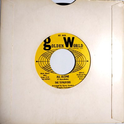 Lot 15 - THE SUNLINERS - ALL ALONE C/W THE SWINGIN' KIND
