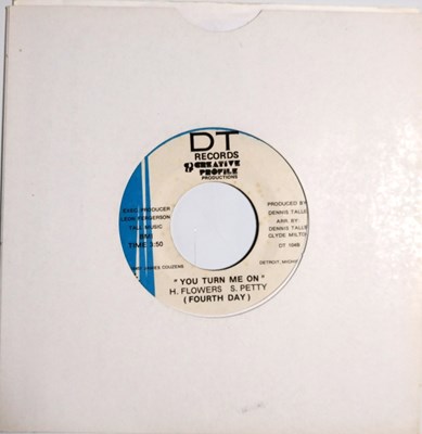 Lot 26 - FOURTH DAY - ON MY WAY UP C/W YOU TURN ME OWN