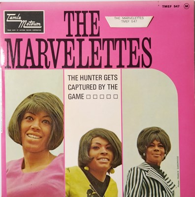 Lot 146 - THE MARVELLETES - THE HUNTER GETS CAPTURED BY THE GAME, WHEN YOU'RE YOUNG AND IN LOVE...