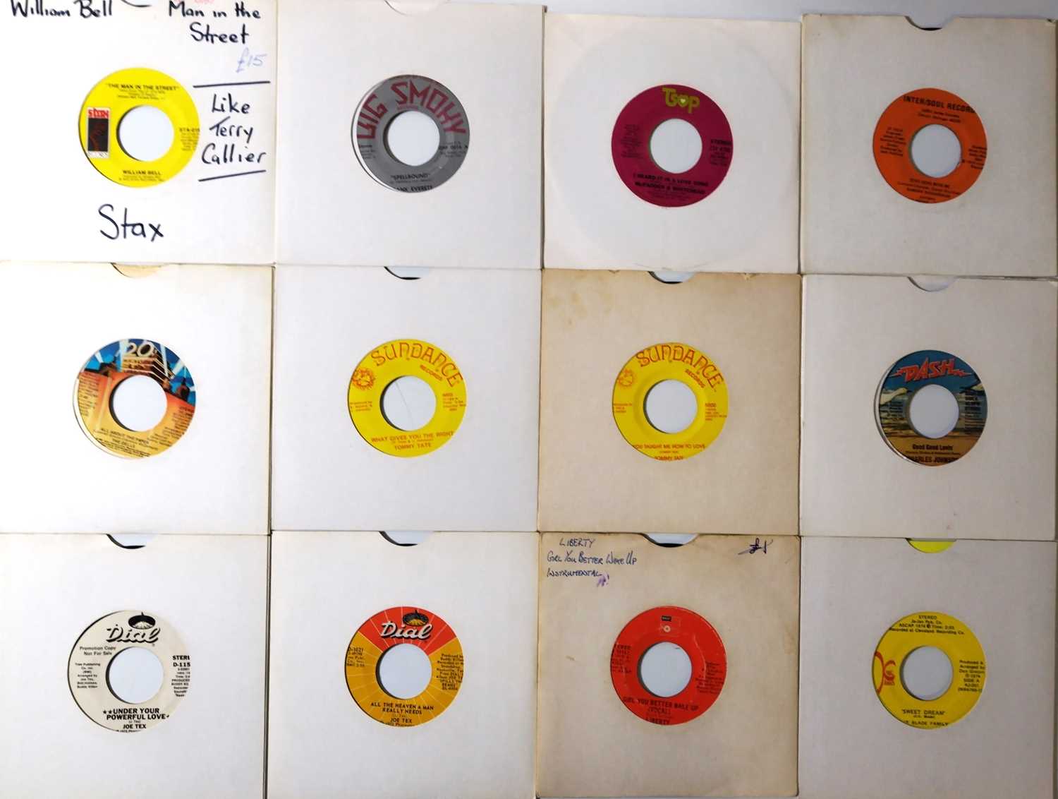 Lot 395 - 25 ORIGINAL 70'S US SINGLES (SOUL)