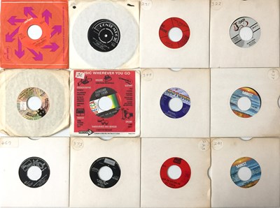 Lot 522 - SOUL / REGGAE - 7" COLLECTION.