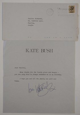 Lot 19 - KATE BUSH- HAND SIGNED NOTE.