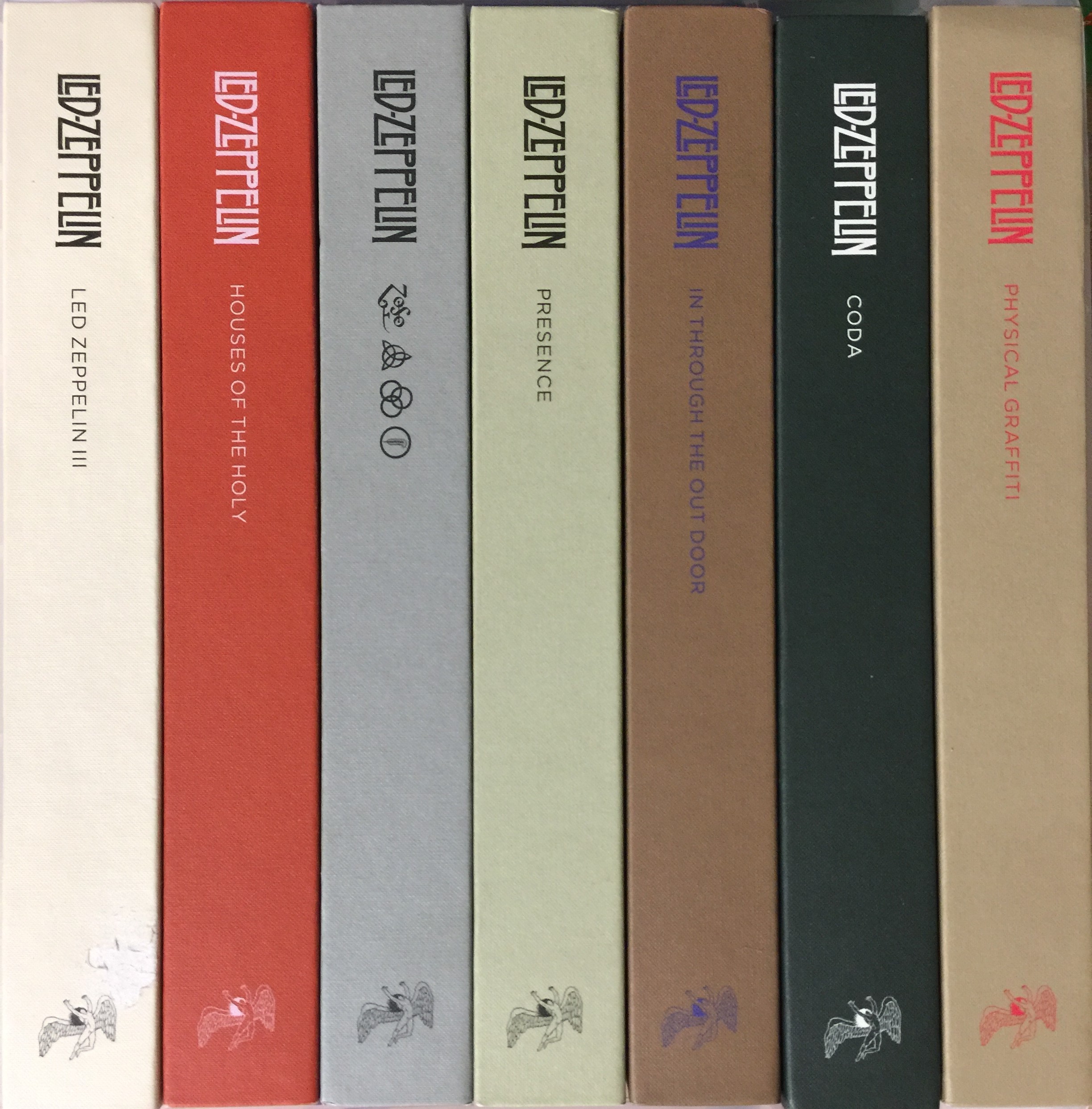 Lot 87 - LED ZEPPELIN - SUPER DELUXE ALBUM LP/ CD BOX