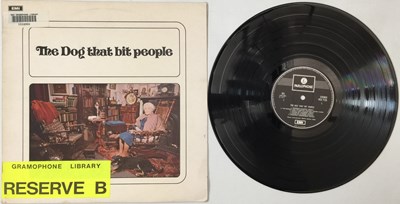 Lot 73 - THE DOG THAT BIT PEOPLE LP (UK ORIGINAL - PARLOPHONE - PCS 7125)