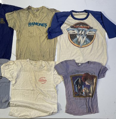 Lot 43 - VINTAGE MUSIC T-SHIRTS INC PAUL MCCARTNEY/WINGS.