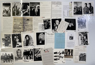 Lot 297 - PRESS RELEASE / PROMO PHOTO COLLECTION INC SUGARCUBES ETC.