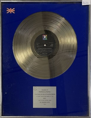 Lot 382 - MAMAS & PAPAS - OFFICIAL BPI PRESENTATION AWARD.