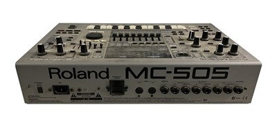 Lot 197 - YAMAHA MD45 MULTITRACK MD RECORDER & ROLAND MC-505 GROOVEBOX