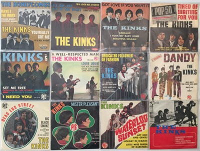 Lot 125 - THE KINKS - FRENCH 7" EPs/ OVERSEAS PACK