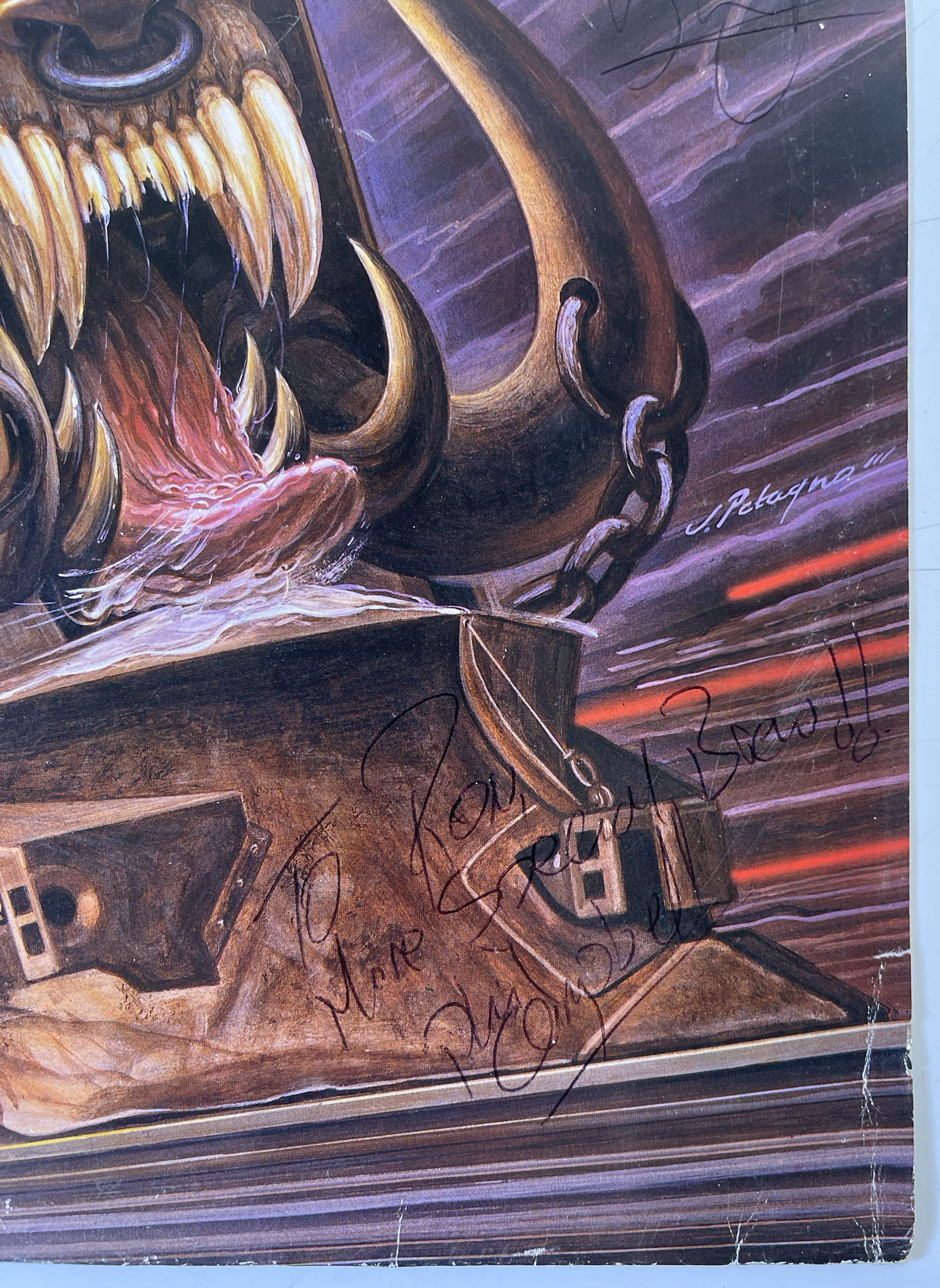 Lot 283 - MOTORHEAD - A SIGNED LP.