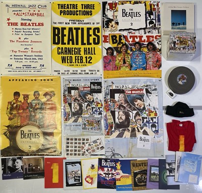 Lot 441 - THE BEATLES - MEMORABILIA COLLECTION INC POSTERS / CLOTHING ETC.