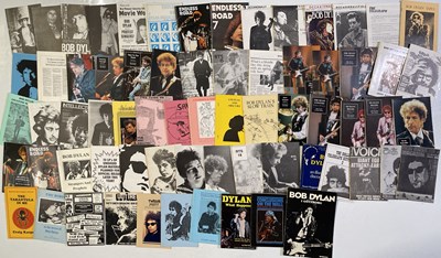 Lot 123 - BOB DYLAN - ZINES / BOOKLETS AND RARE PUBLICATIONS.