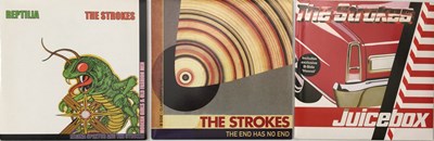 Lot 52 - THE STROKES - 7" PACK