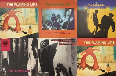 Lot 58 - THE FLAMING LIPS - LP PACK