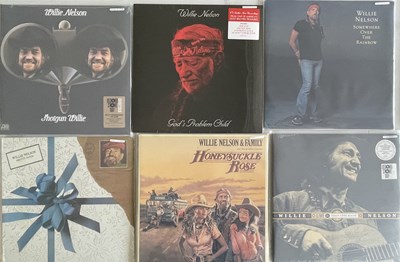 Lot 255 - WILLIE NELSON - LP COLLECTION