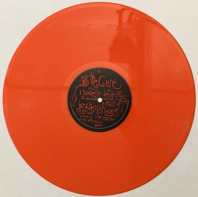 Lot 136 - THE CURE - KISS ME KISS ME KISS ME (COMPLETE ORIGINAL COPY - FIXH 13)