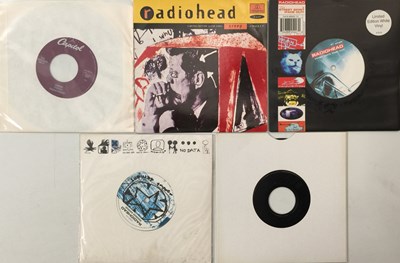 Lot 99 - RADIOHEAD - 7" RARITIES PACK