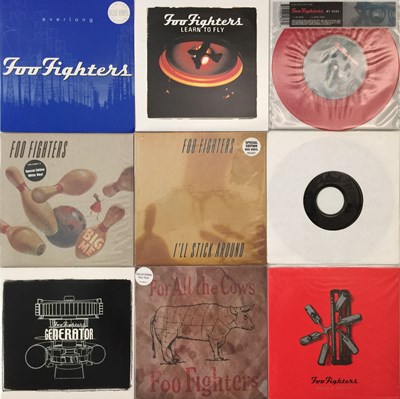 Lot 105 - FOO FIGHTERS - 7" PACK