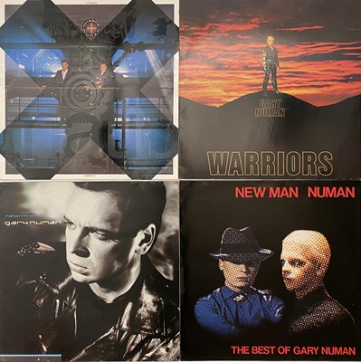 Lot 673 - PUNK / NEW WAVE - 12" / LP COLLECTION