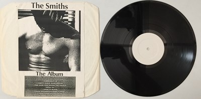 Lot 187 - THE SMITHS - THE SMITHS LP (ORIGINAL UK WHITE LABEL TEST PRESSING - ROUGH 61)