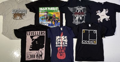 Lot 402 - CONCERT / TOUR T-SHIRT COLLECTION.