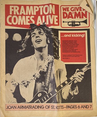 Lot 453 - QUEEN - ORIGINAL 1979 PARIS HANDBILL/MINI POSTER.