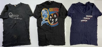 Lot 457 - QUEEN - ORIGINAL VINTAGE 1970S TOUR/CONCERT T-SHIRTS.