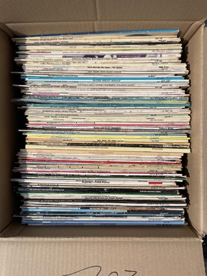 Lot 703 - LARGE COLLECTION OF CLASSICAL / SOUNDTRACKS / ROCK AND POP - C 900 RECORDS.