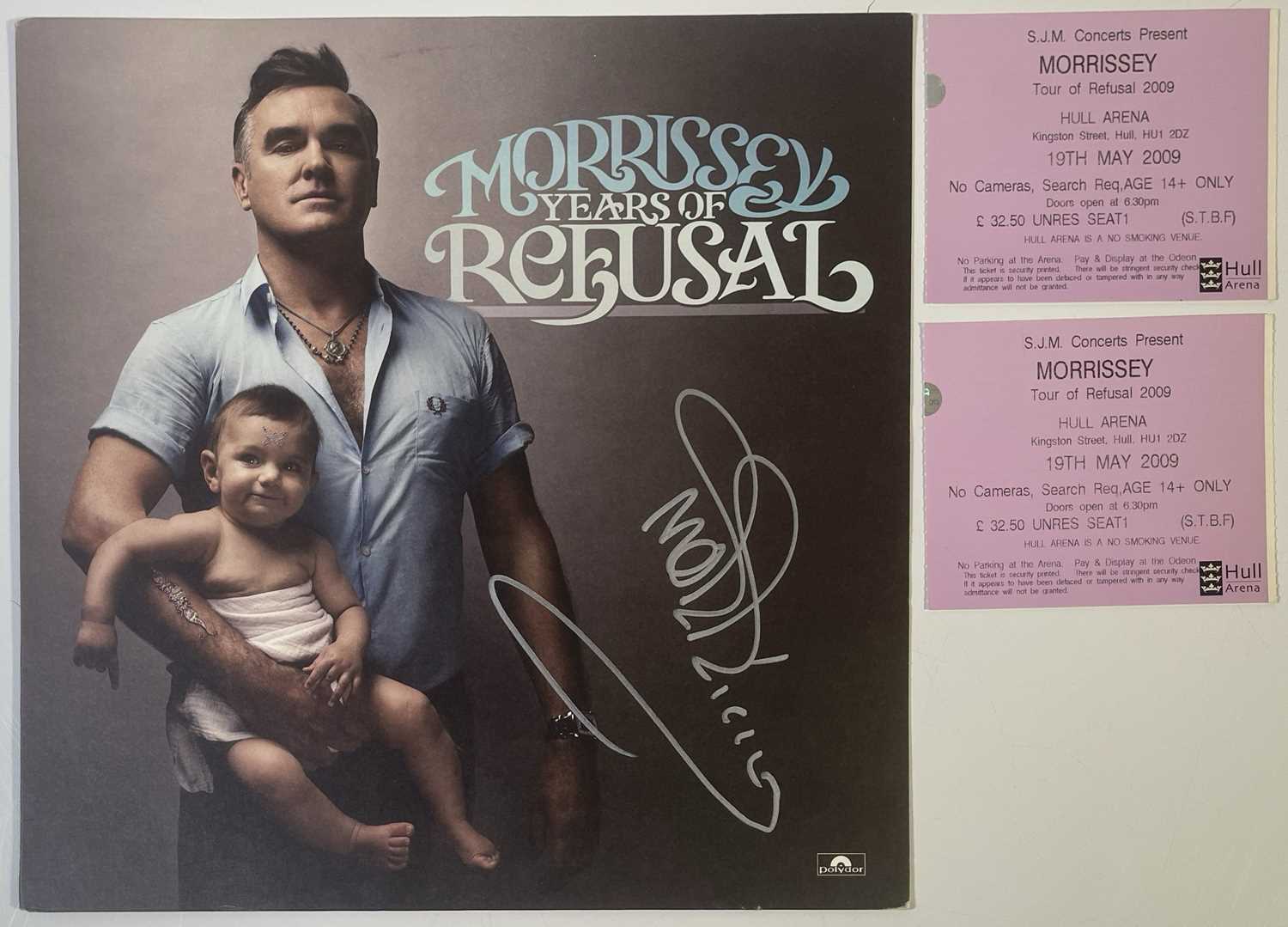 Lot 565 - THE SMITHS - MORRISSEY SIGNED LP.
