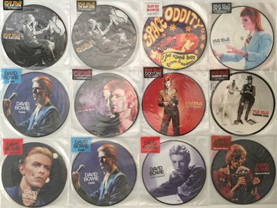 Lot 946 - DAVID BOWIE - 7" COLLECTION