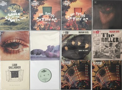 Lot 951 - OASIS / RELATED - 7" COLLECTION