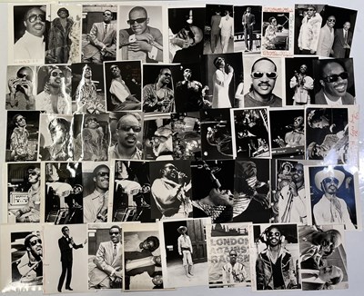 Lot 204 - STEVIE WONDER - COLLECTION OF ORIGINAL PRESS PHOTOGRAPHS.