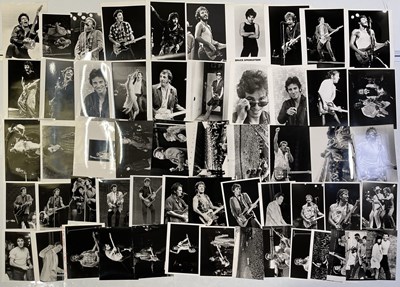 Lot 199 - BRUCE SPRINGSTEEN - COLLECTION OF ORIGINAL PRESS PHOTOGRAPHS.