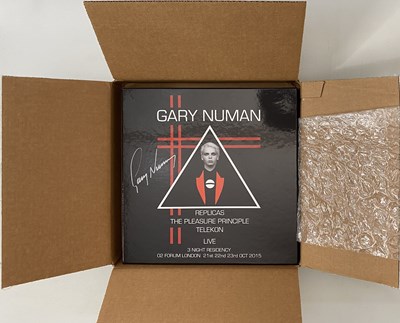 Lot 1026 - GARY NUMAN - LIVE AT THE O2 FORUM LP BOX SET (SIGNED/ PICTURE DISCS - MM-VP2BOX3-1602D)