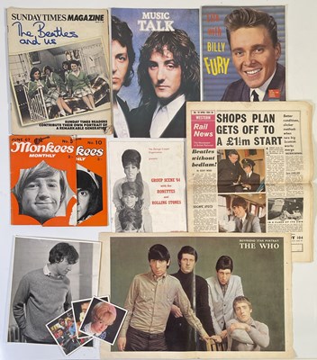 Lot 103 - ORIGINAL 1964 ROLLING STONES AND RONETTES PROGRAMME / RARE BEATLES 1964 'WESTERN RAIL' NEWSPAPER.