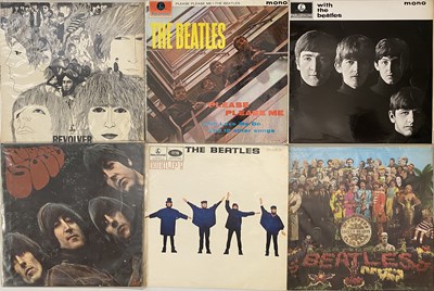 Lot 1202 - THE BEATLES - LP/ 7" PACK (BLACK/ YELLOW PARLOPHONE)