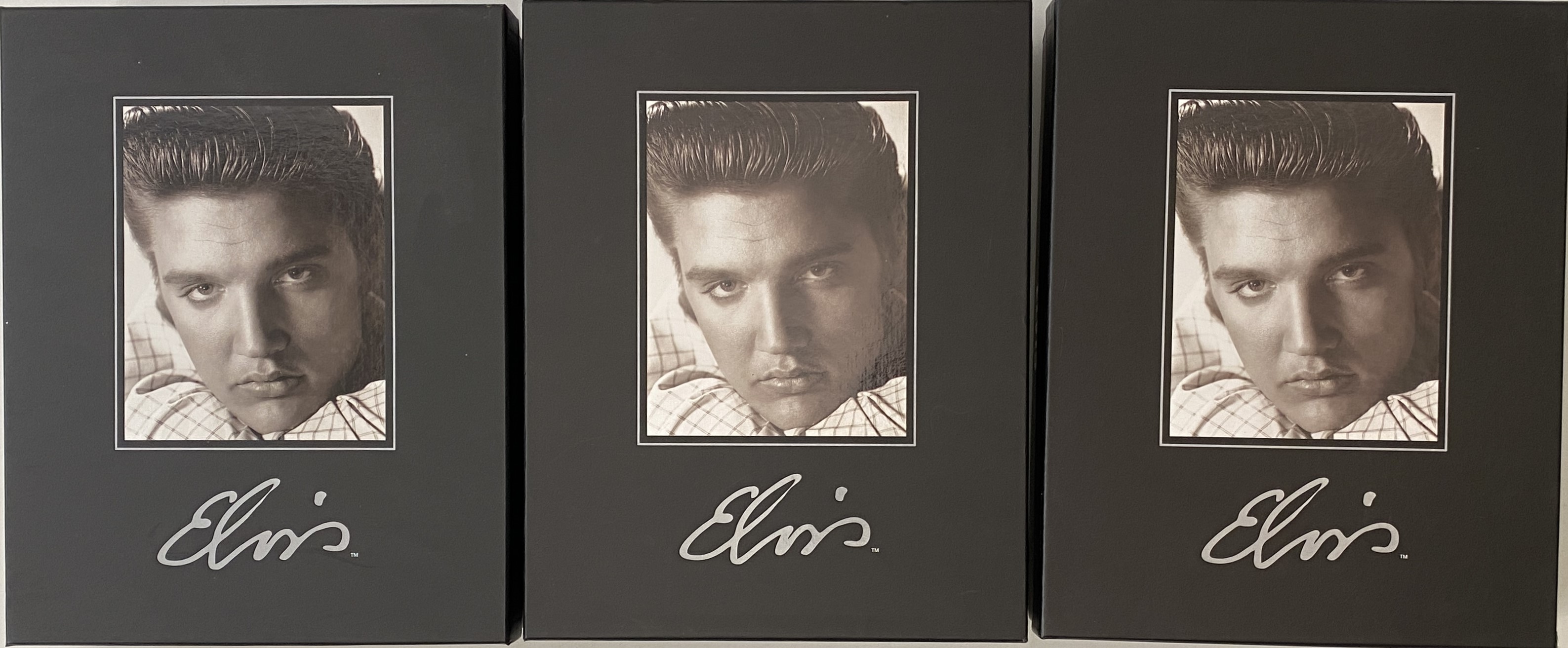 Lot 1266 - ELVIS PRESLEY - OVERSEAS 7