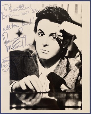 Lot 353 - PAUL MCCARTNEY - SIGNED PROMOTIONAL PHOTO.