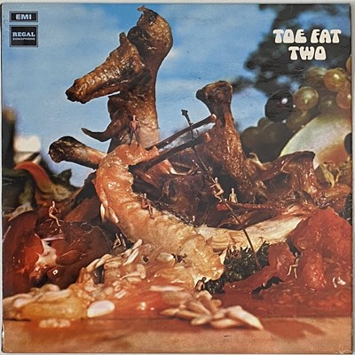 Lot 28 - TOE FAT - TWO LP (UK STEREO ORIGINAL - REGAL - SLRZ 1015)