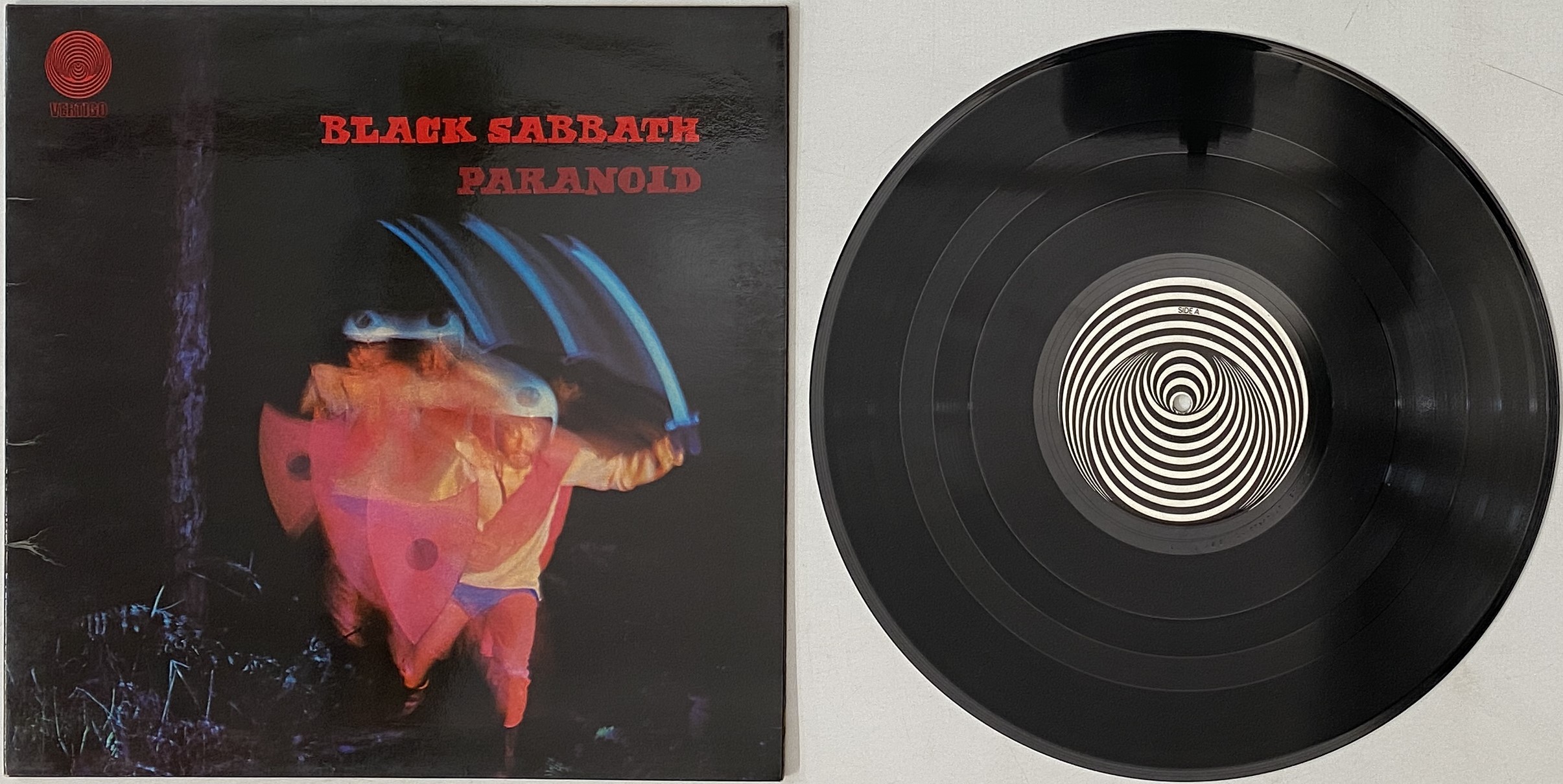 Lot 30 - BLACK SABBATH - PARANOID LP (UK REPRESS -