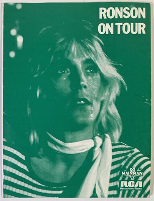 Lot 460 - MICK RONSON - ORIGINAL 'ON-TOUR' PRESS KIT AND SIGNED CARD.