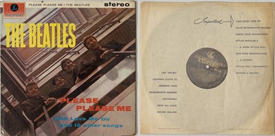 Lot 30 - THE BEATLES - PLEASE PLEASE ME LP (FIRST UK STEREO 'BLACK AND GOLD' PCS 3042)